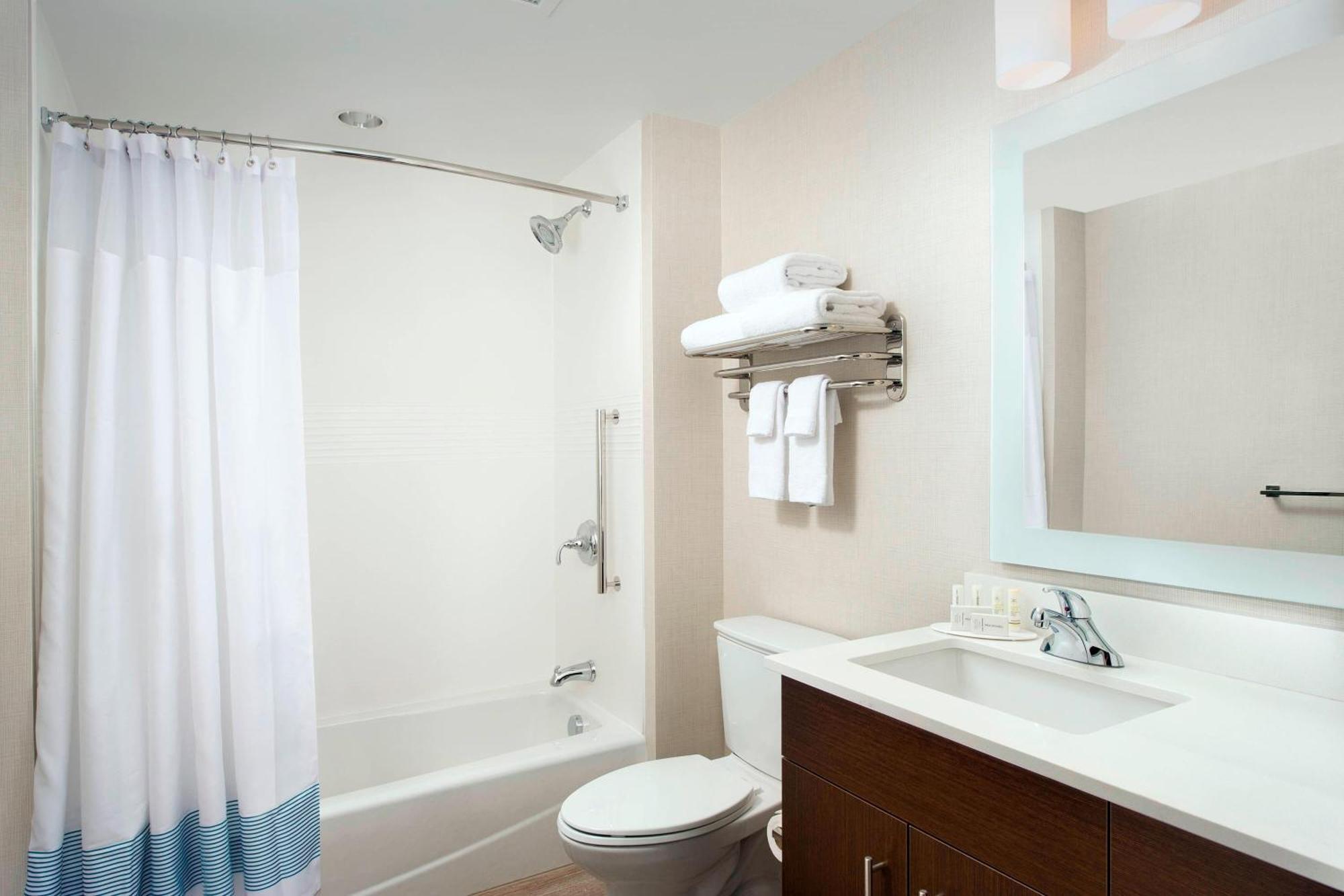 Towneplace Suites By Marriott Alexandria Fort Belvoir Mount Vernon Esterno foto